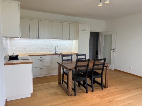 Prodej bytu 2+kk 56 m² s dvěmi parkovacími stáními, Jedovnice #546