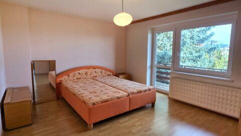 Prodej venkovského rodinného domu s prostornou zahradou #580